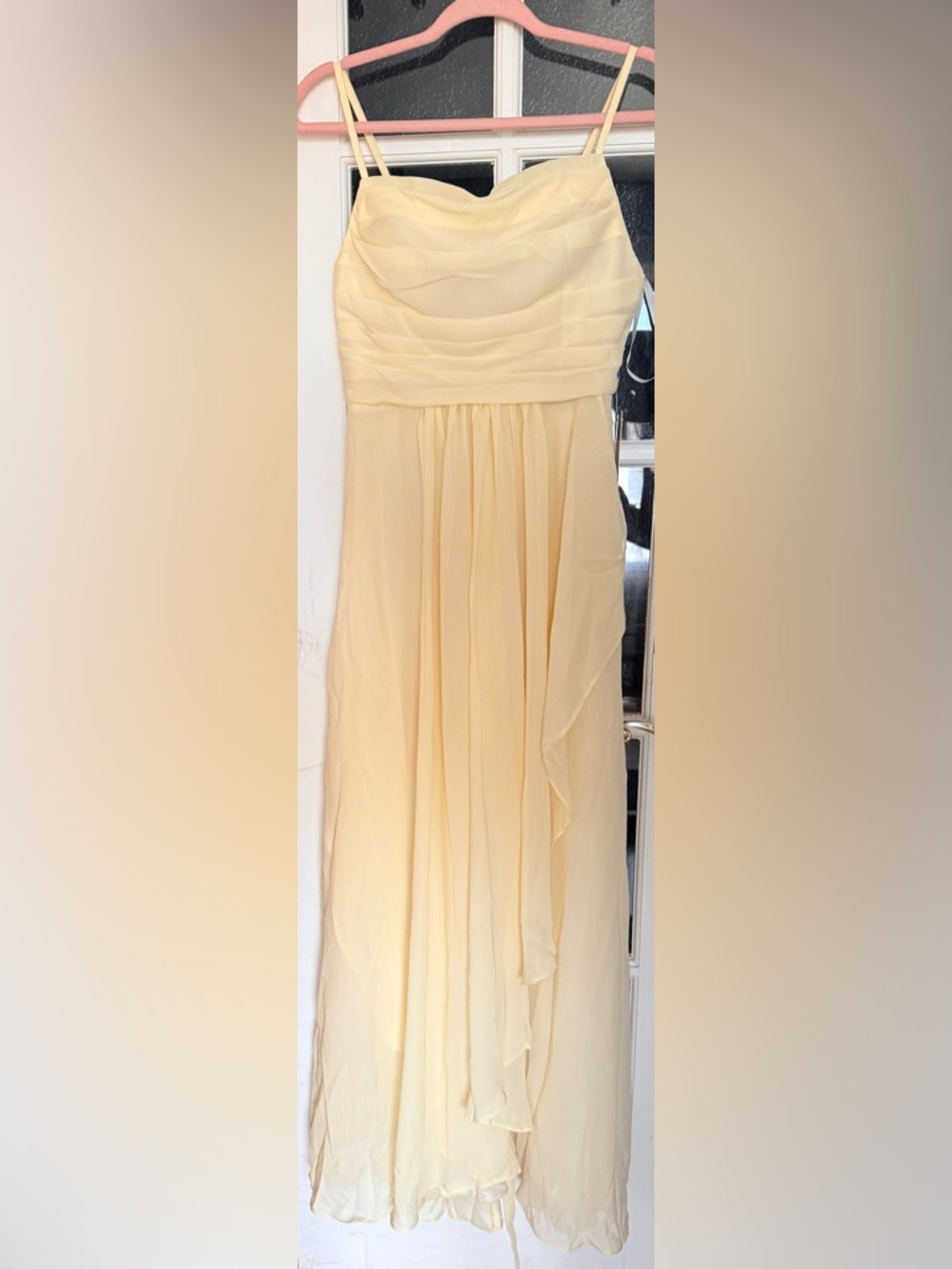 Elegant Cream Chiffon Spaghetti-Strap Maxi Dress